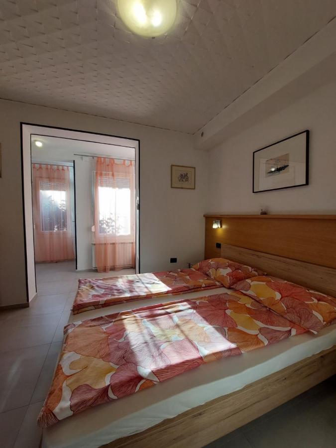 Apartmani Gamboc + Experience And Discounts Umag Exterior photo
